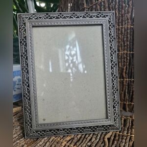 Silver Toned Metal Photo Frame 5x7"